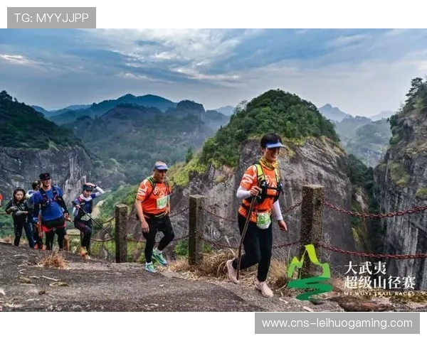 明月山超级山径赛激情开跑温汤镇掀起全民健身运动热潮 明月山超级山径赛激情开跑温汤镇掀起全民健身运动热潮